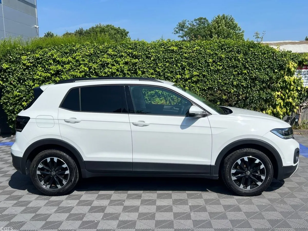 Volkswagen T-Cross SUV, Petrol, 2021, White
