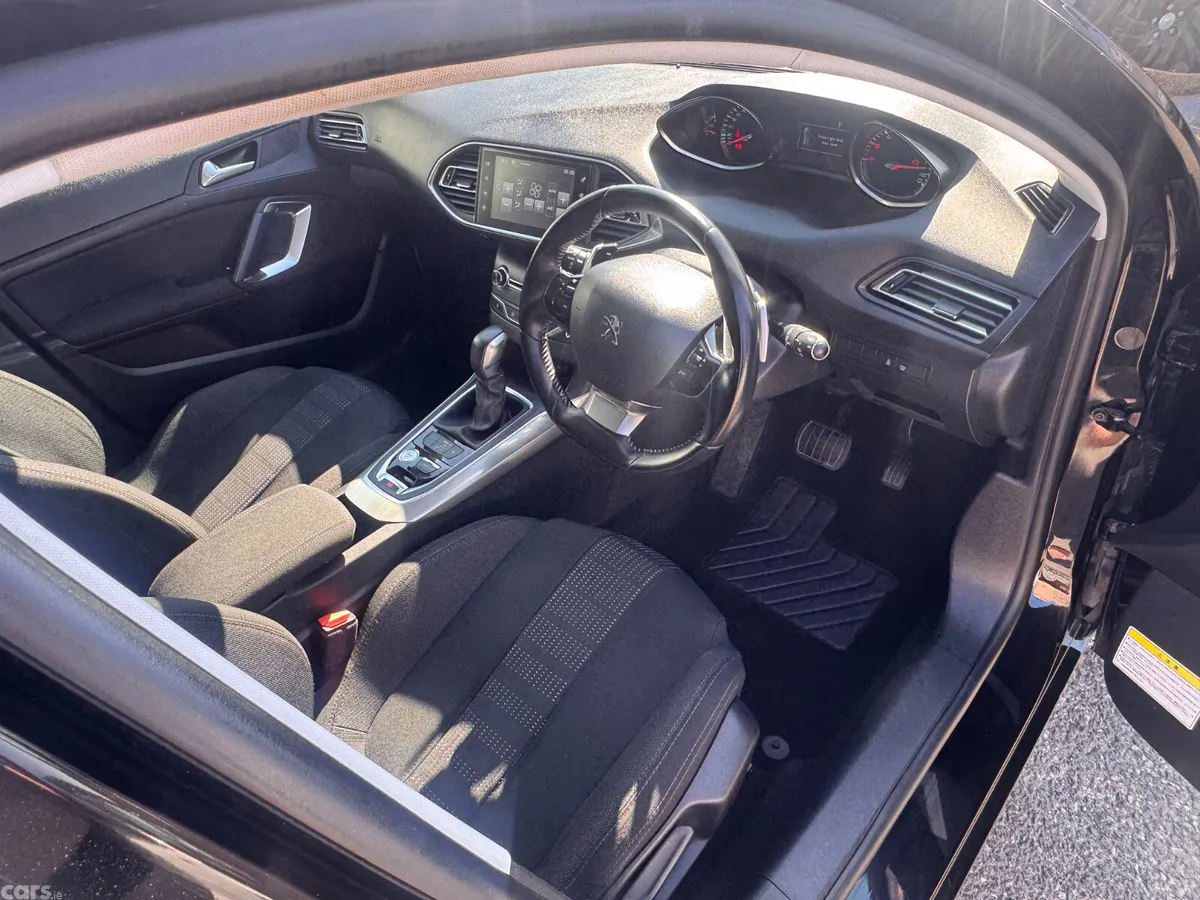 Peugeot 308 Estate, Diesel, 2016, Black