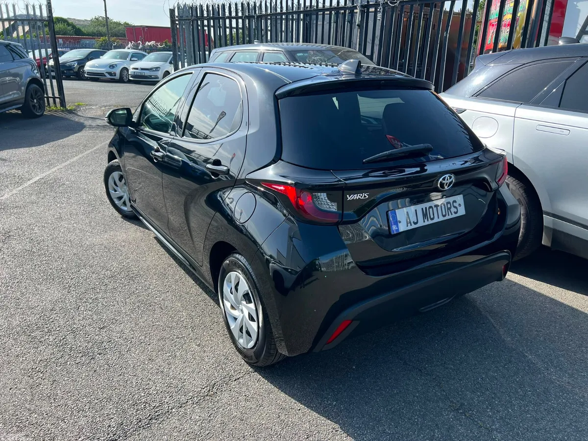 Toyota Yaris Hatchback, Petrol, 2021, Black