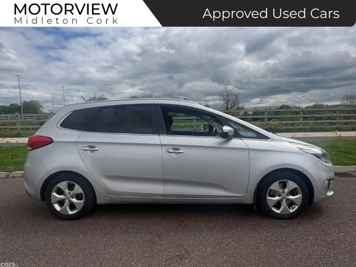 Kia Carens MPV, Diesel, 2016, Silver