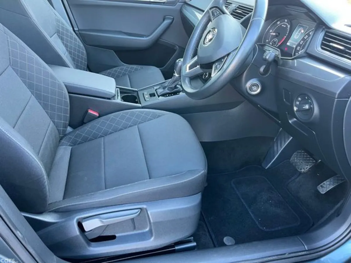 Skoda Superb Saloon, Diesel, 2021, Grey