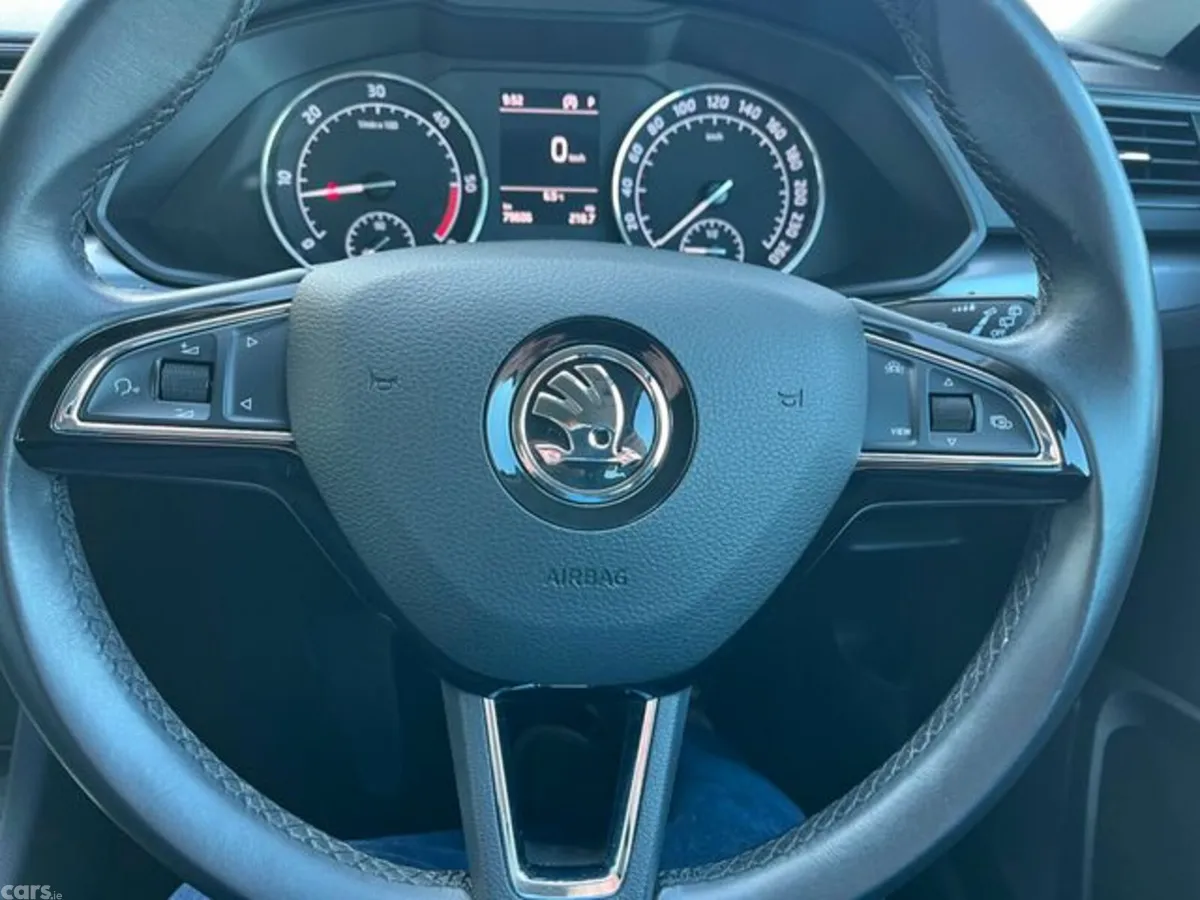 Skoda Superb Saloon, Diesel, 2021, Grey