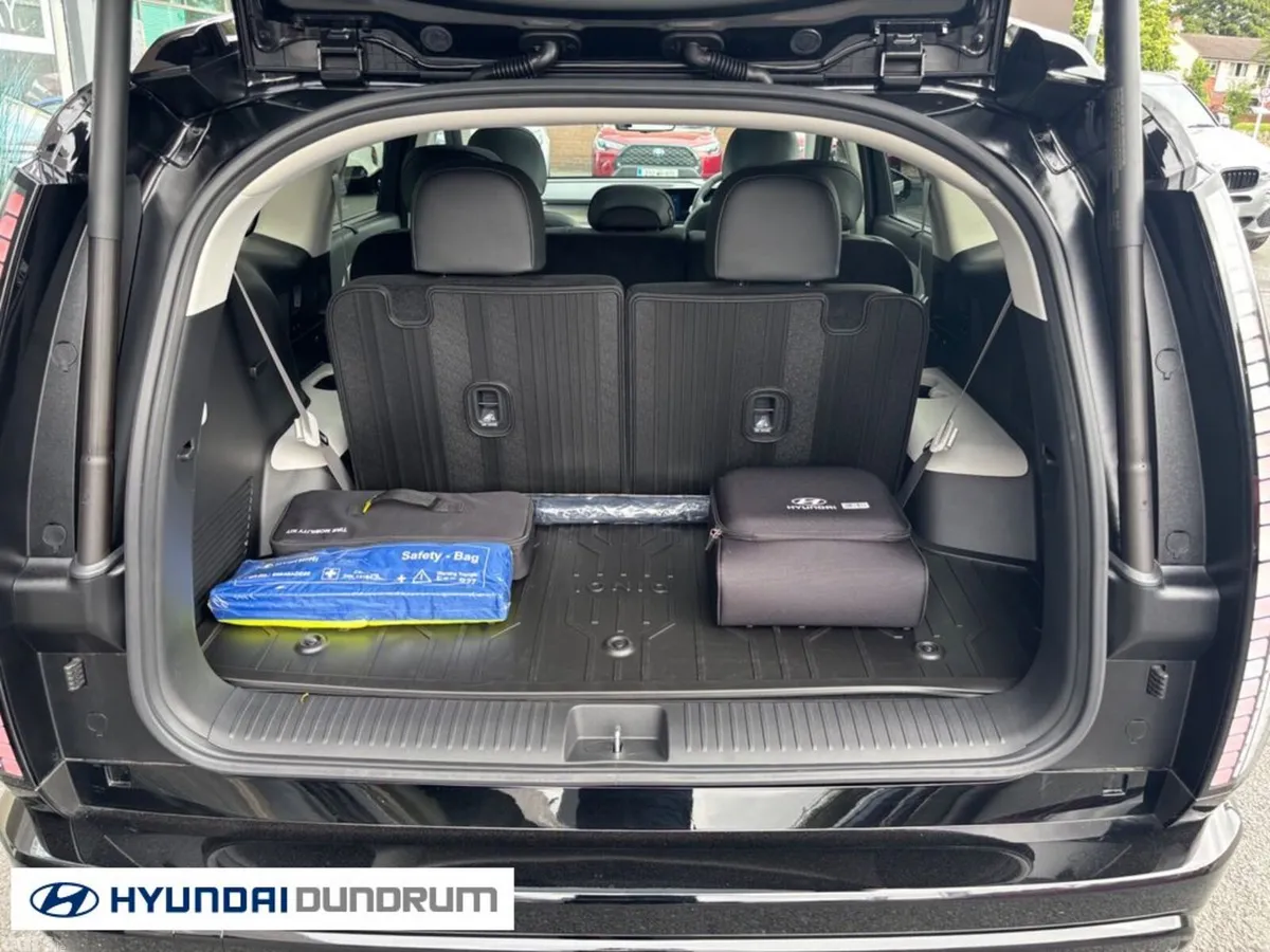 Hyundai IONIQ 9 MPV, Electric, 2026, Black