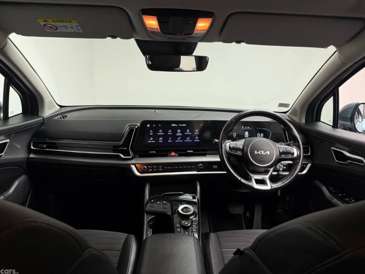 Kia Sportage MPV, Diesel, 2022, Grey