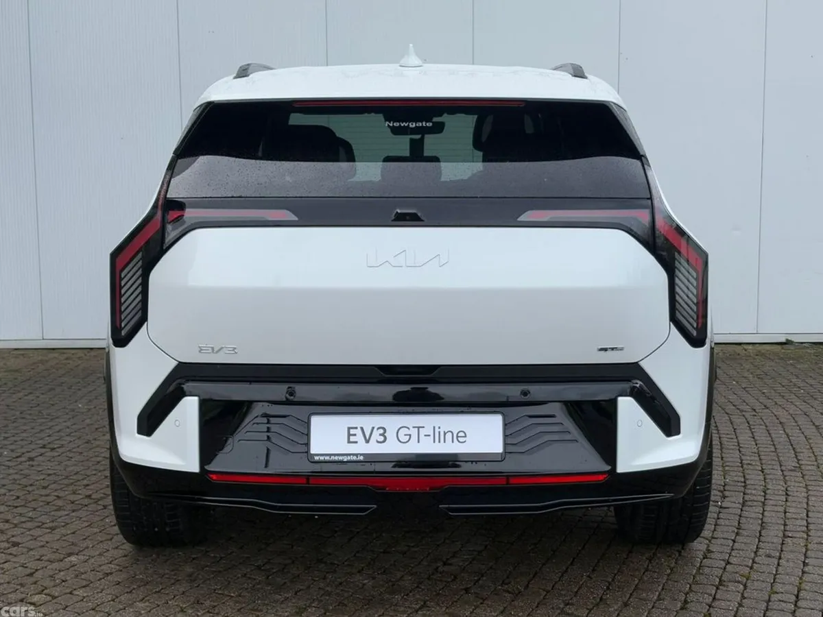 Kia EV3 Hatchback, Electric, 2027, White