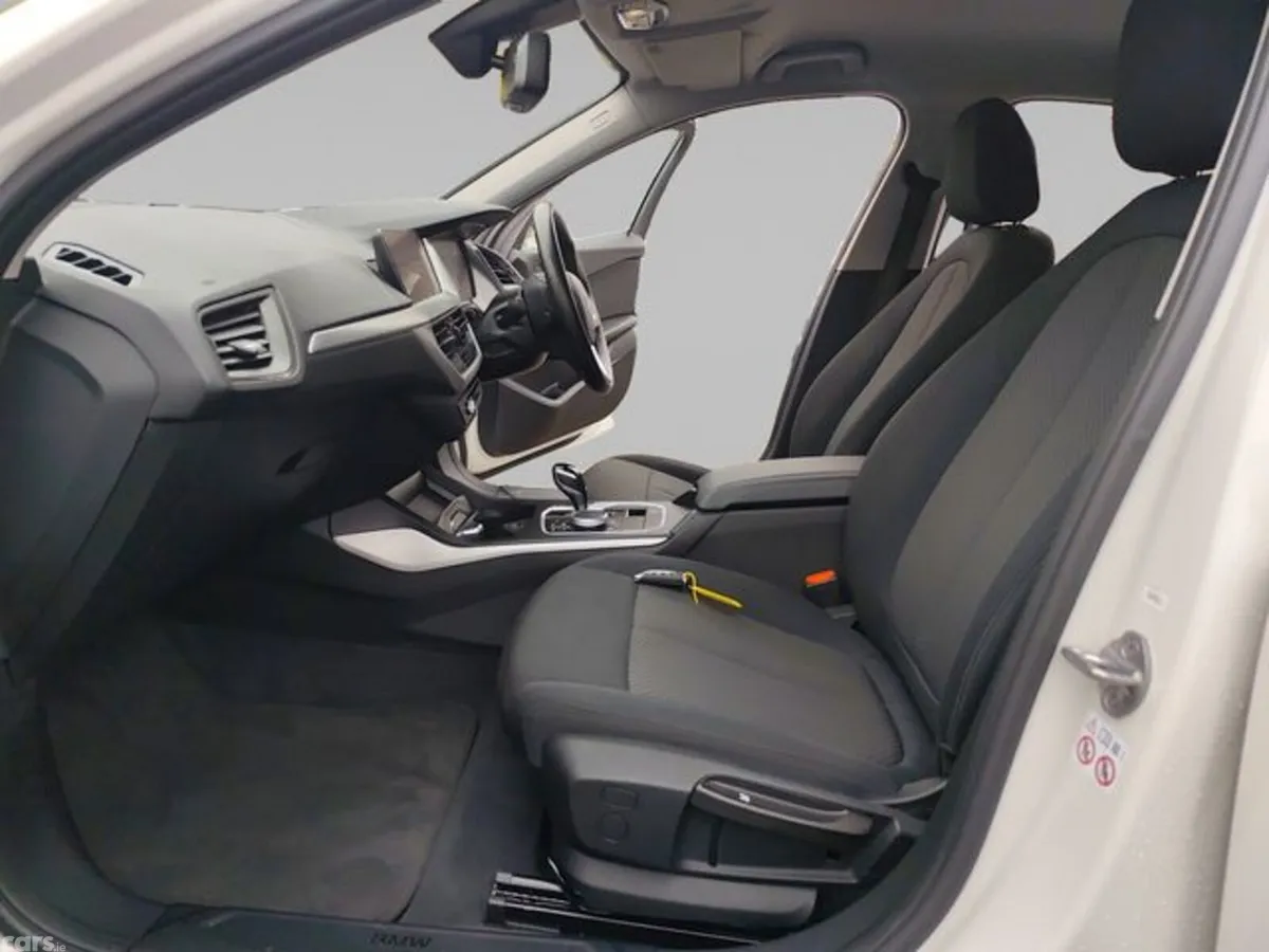 BMW 1-Series Hatchback, Petrol, 2020, White