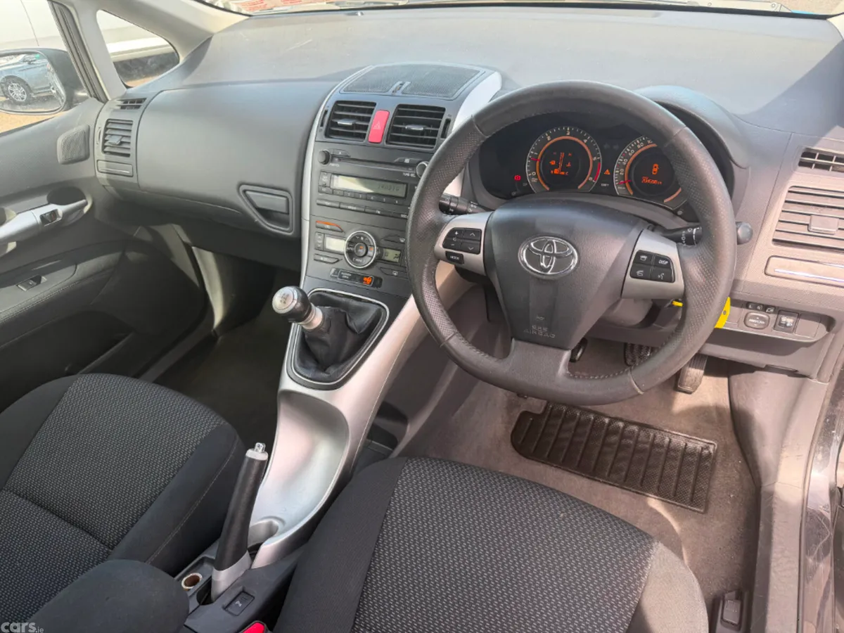 Toyota Auris MPV, Diesel, 2012, Black