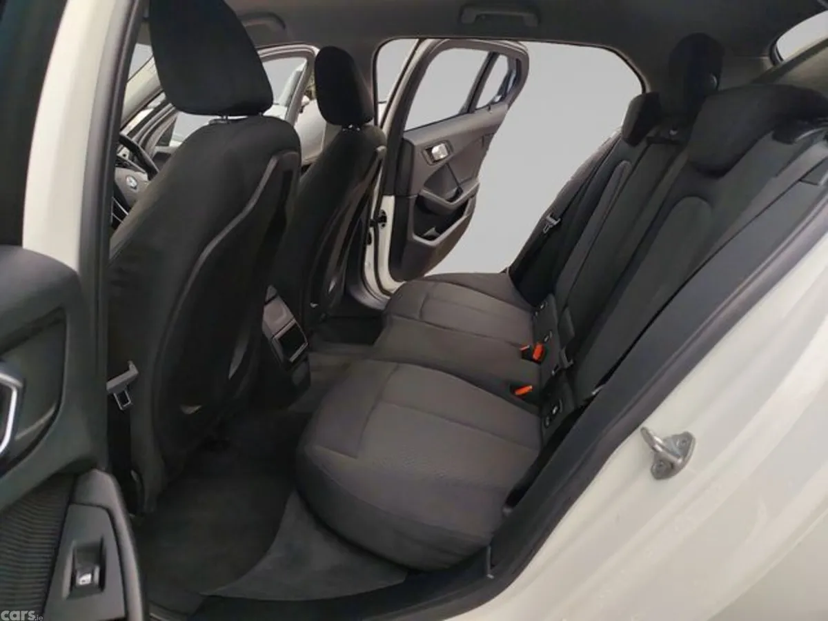 BMW 1-Series Hatchback, Petrol, 2020, White
