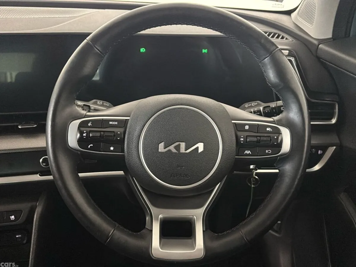 Kia Sportage MPV, Diesel, 2024, Grey