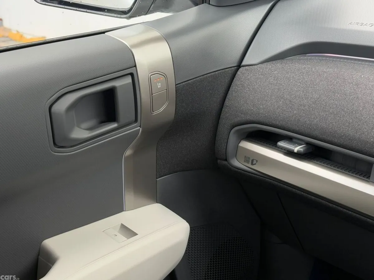 Kia EV3 Hatchback, Electric, 2027, White