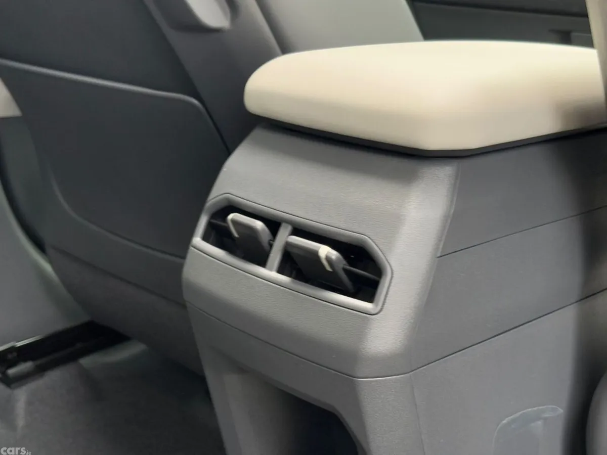 Kia EV3 Hatchback, Electric, 2027, White