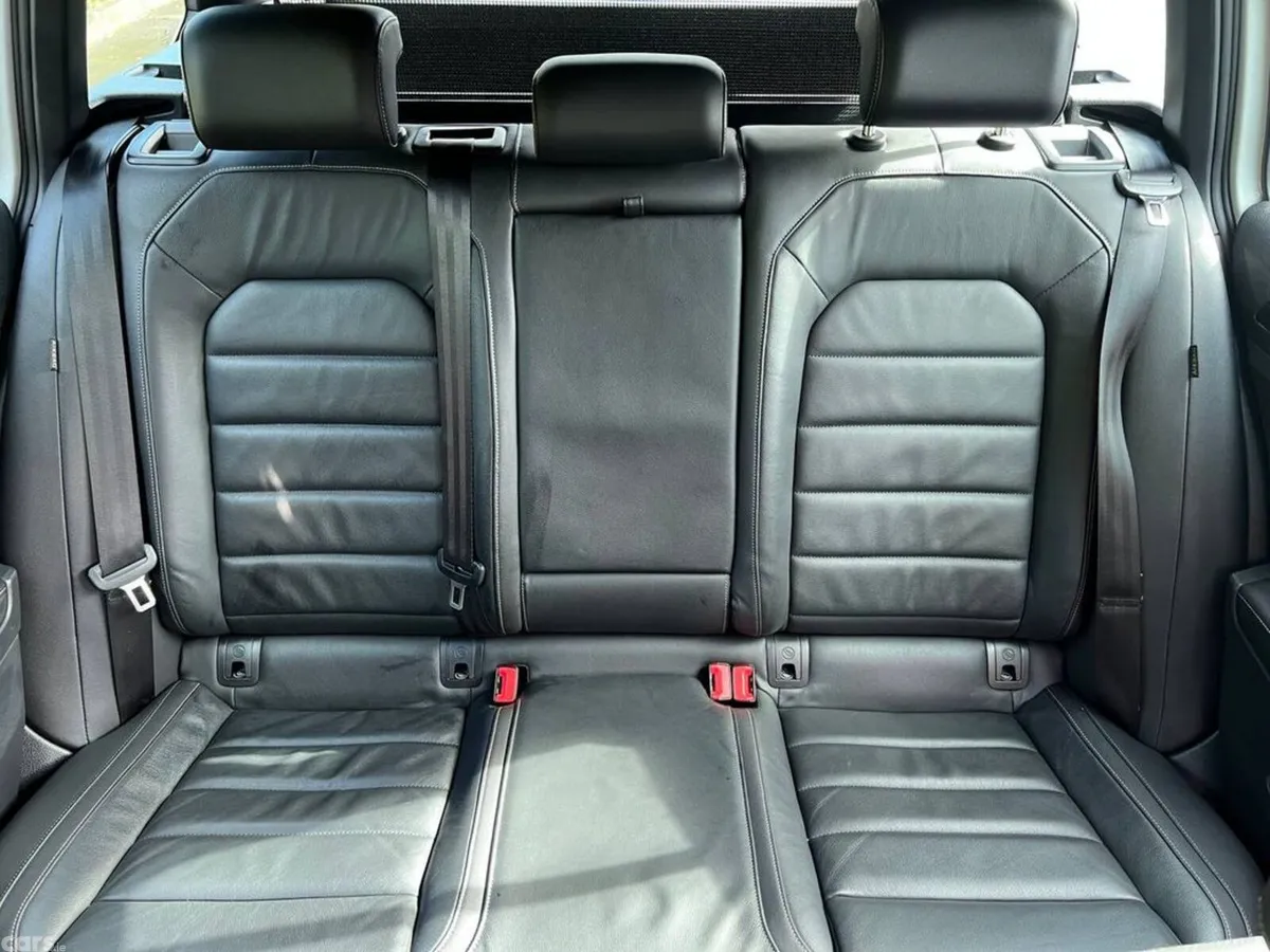 Volkswagen Golf Estate, Petrol, 2016, White