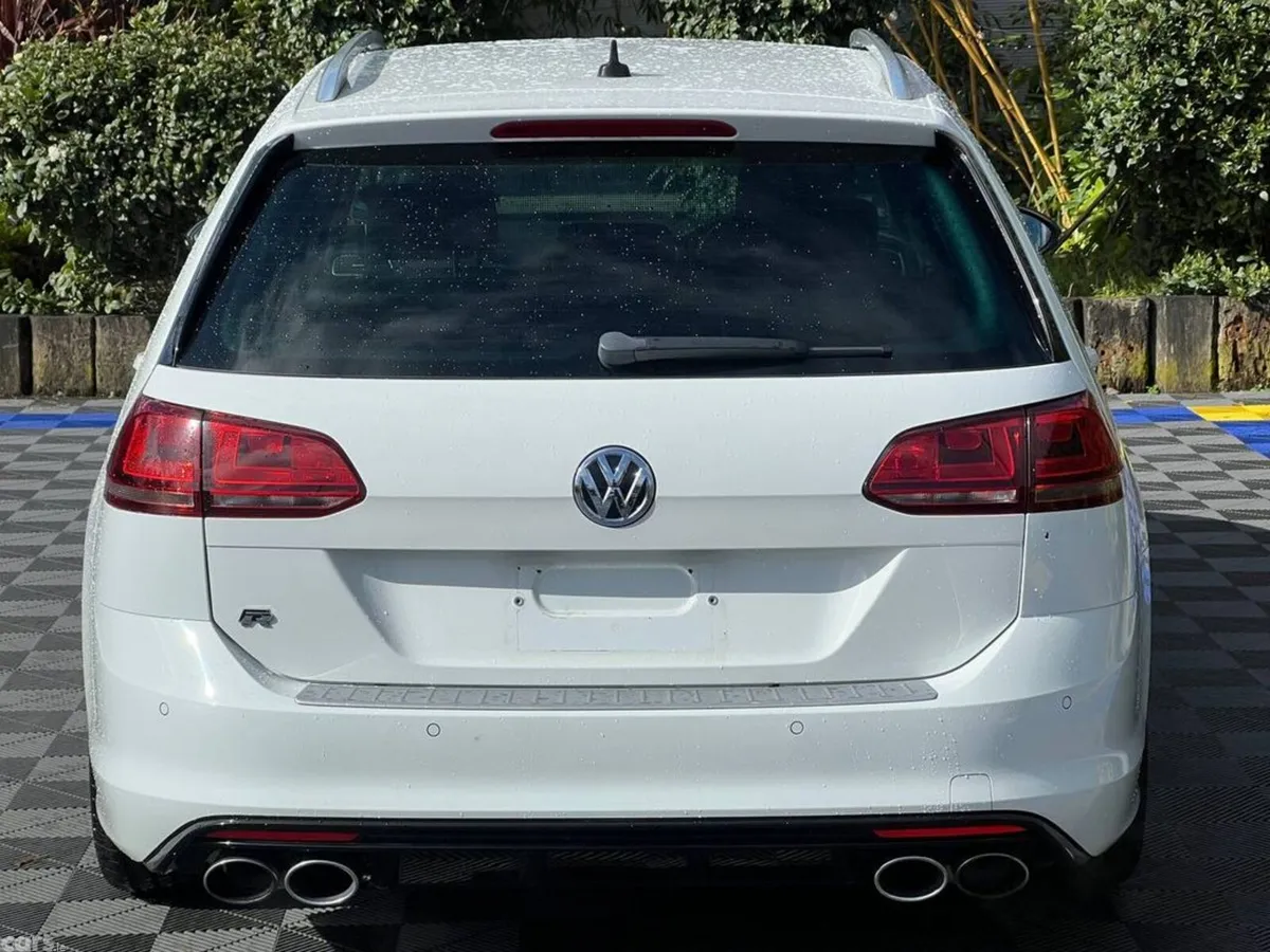 Volkswagen Golf Estate, Petrol, 2016, White