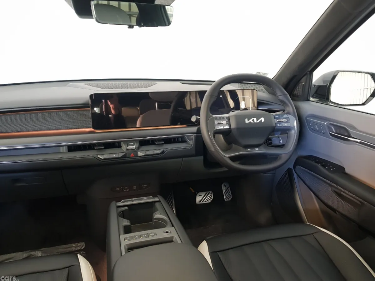 Kia EV9 Convertible, Electric, 2026, Green