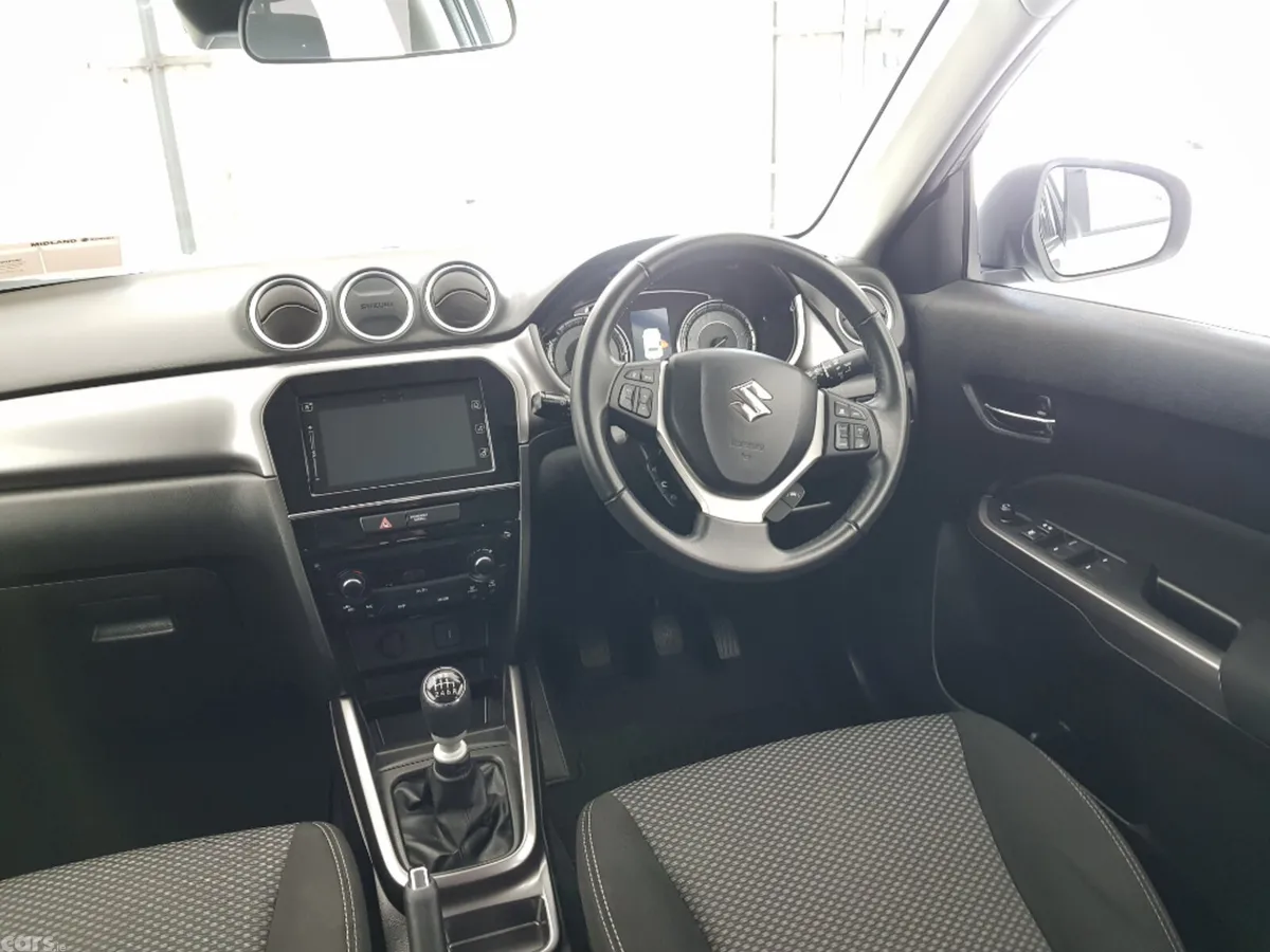 Suzuki Vitara Hatchback, Petrol, 2024, Grey
