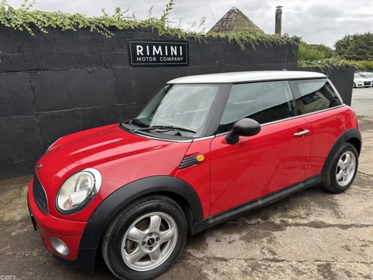 Mini Cooper Hatchback, Petrol, 2010, Red