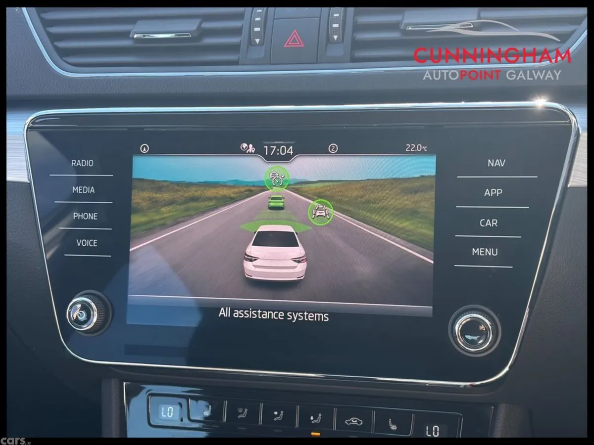 Skoda Superb Saloon, Diesel, 2023, Silver