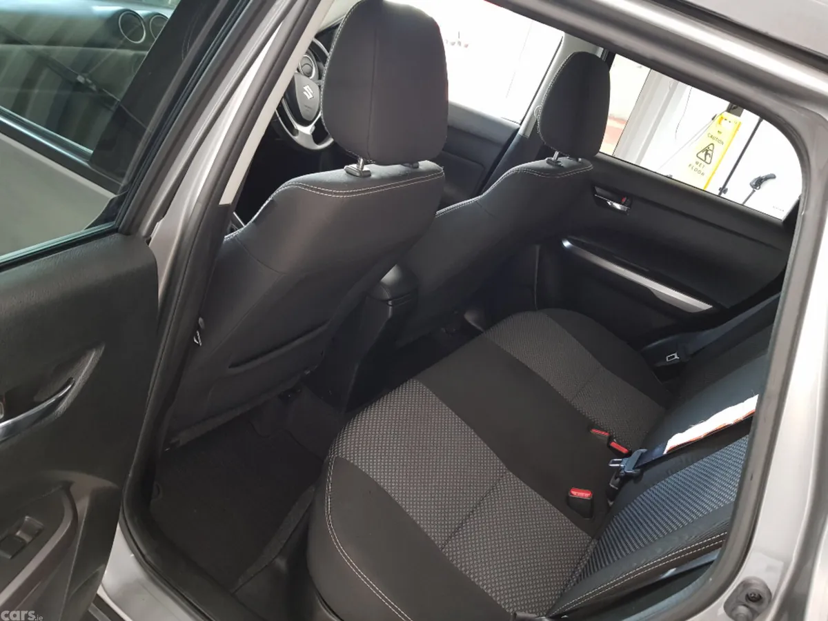 Suzuki Vitara Hatchback, Petrol, 2024, Grey