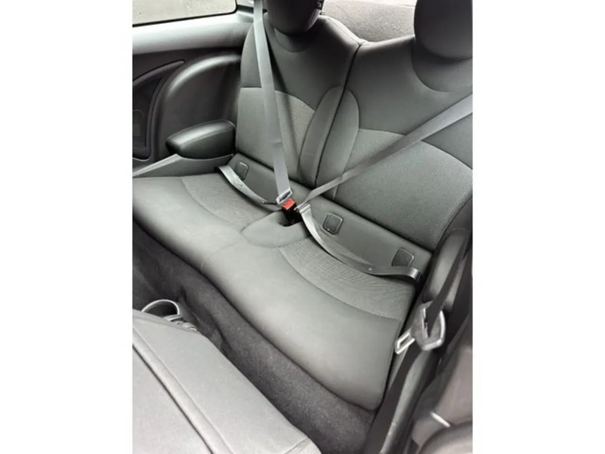 Mini Cooper Hatchback, Petrol, 2010, Red
