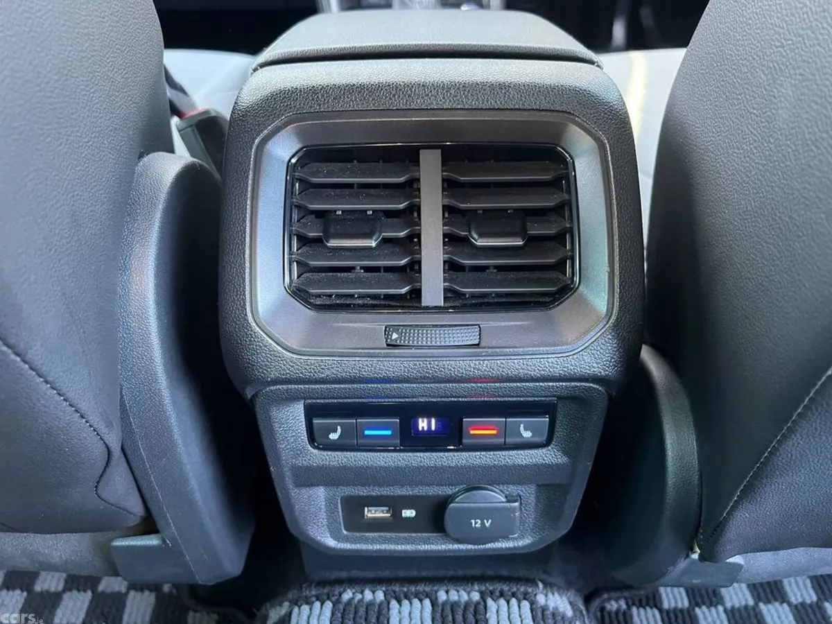 Volkswagen Tiguan SUV, Diesel, 2019, White
