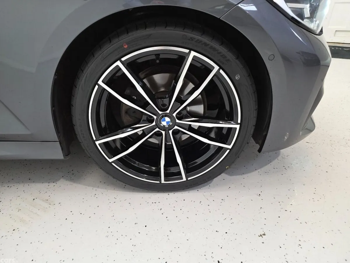 BMW 3-Series Estate, Diesel, 2022, Grey