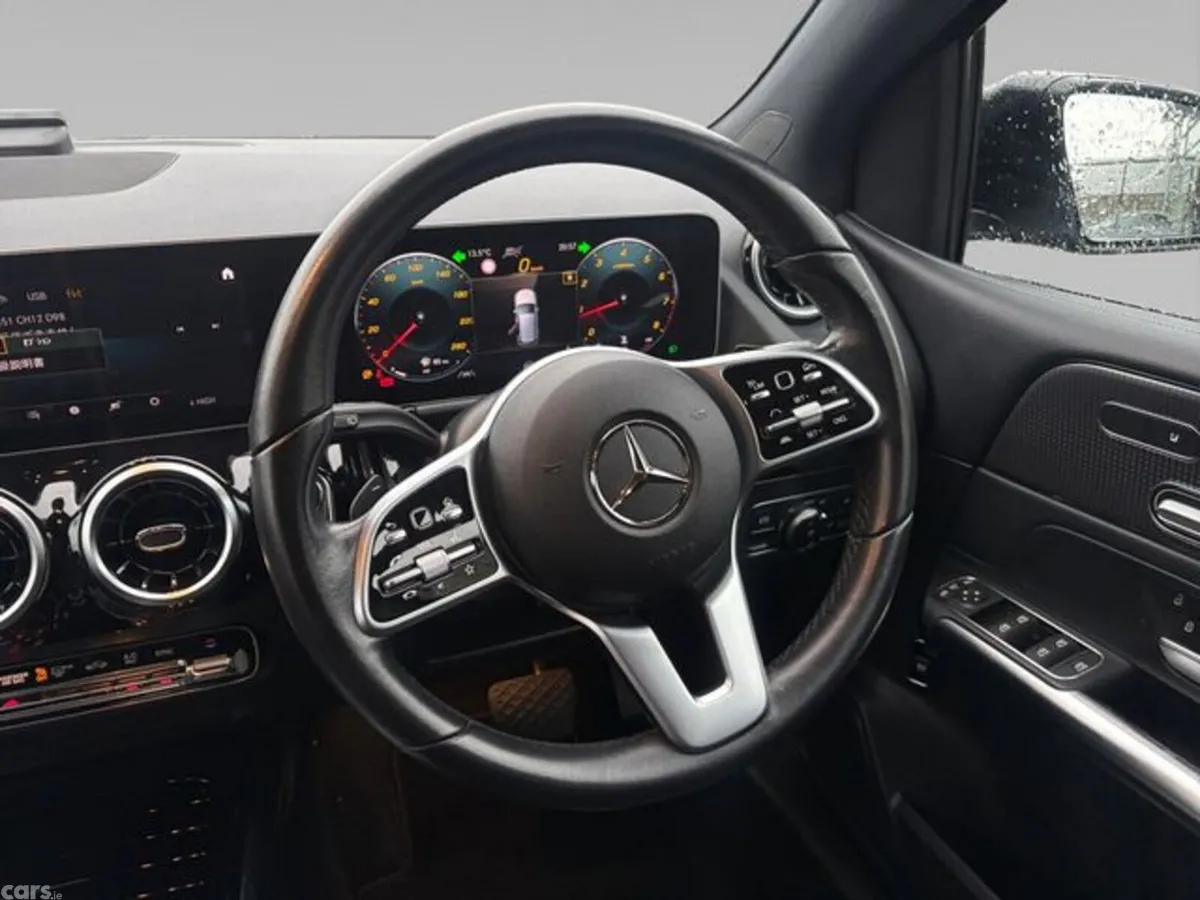 Mercedes-Benz B-Class Hatchback, Petrol, 2019, Black