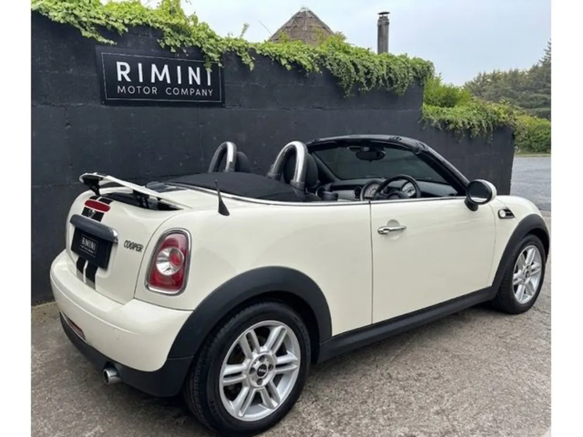Mini Roadster Convertible, Petrol, 2014, White