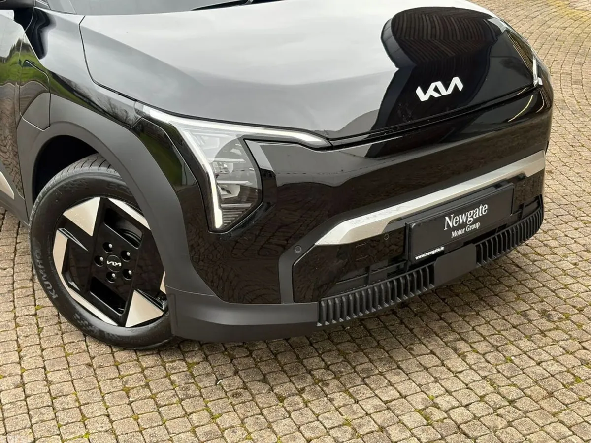 Kia EV3 Hatchback, Electric, 2027, Black