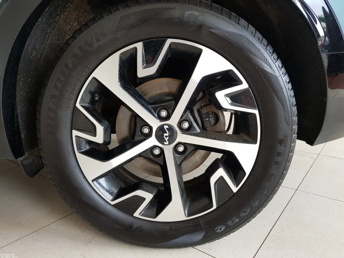 Kia Sportage MPV, Diesel, 2022, Grey