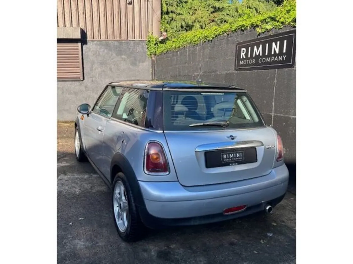 Mini Cooper Hatchback, Petrol, 2010, Silver