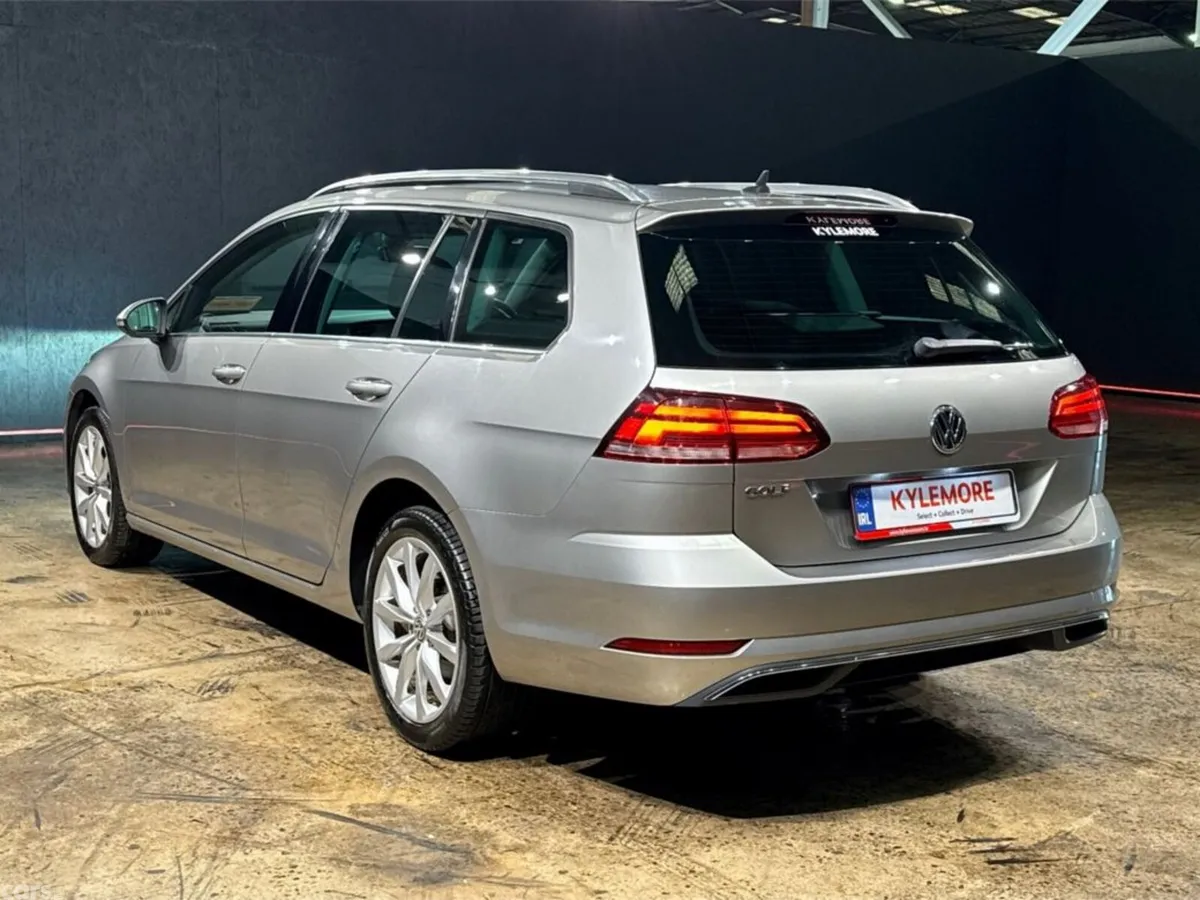 Volkswagen Golf Estate, Petrol, 2019, Silver