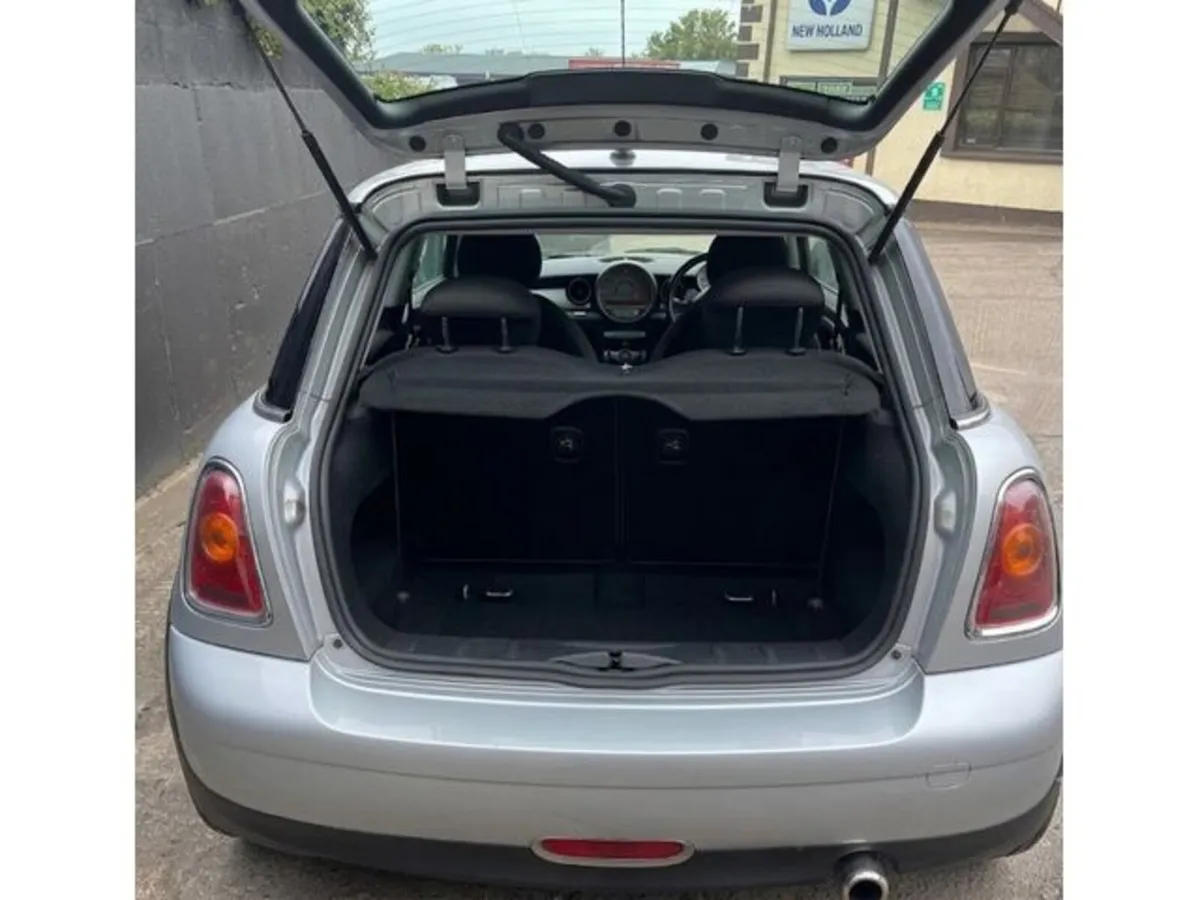 Mini Cooper Hatchback, Petrol, 2010, Silver