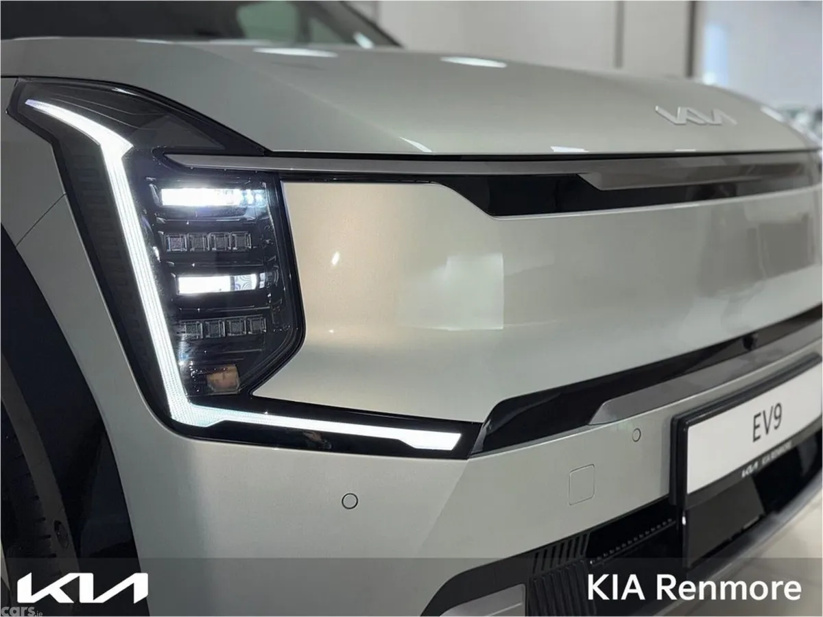 Kia EV9 SUV, Electric, 2027, Beige