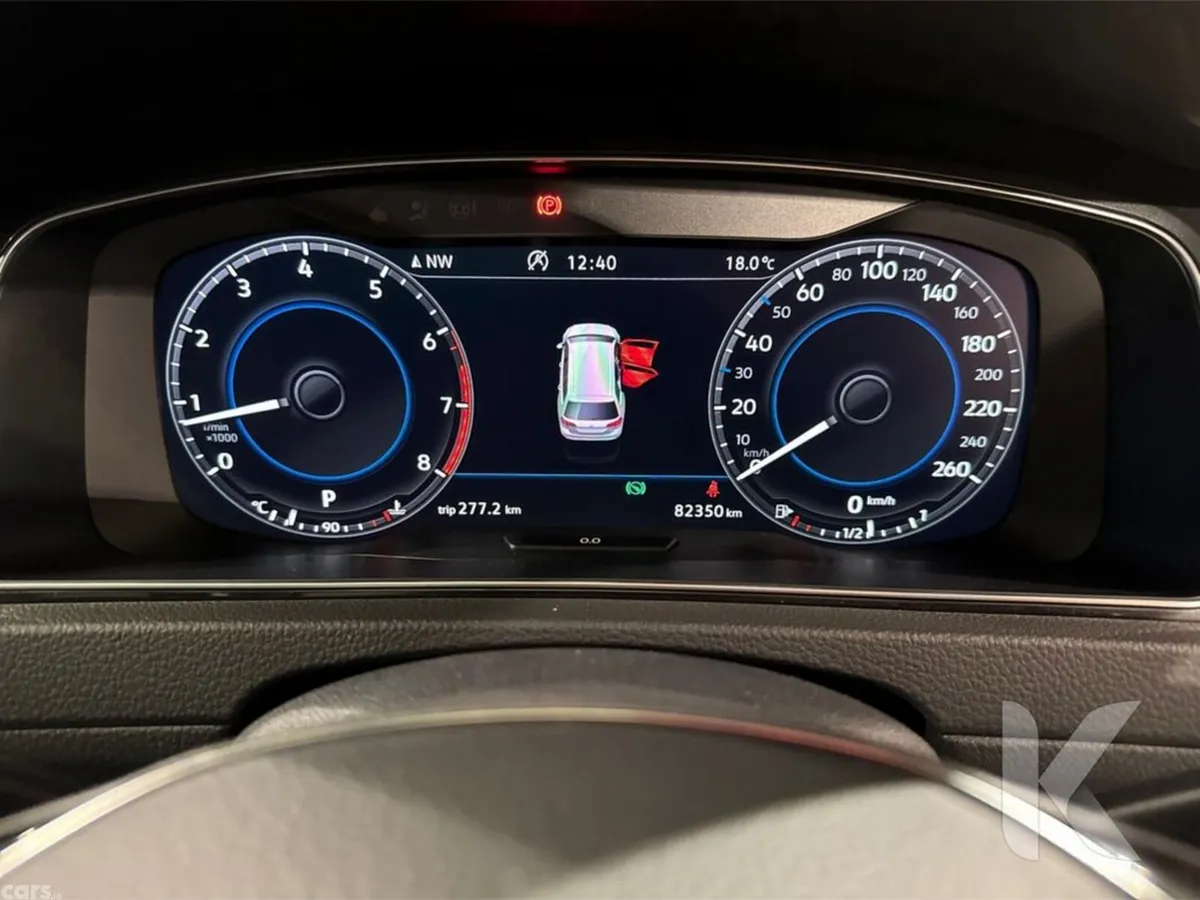 Volkswagen Golf Estate, Petrol, 2019, Silver
