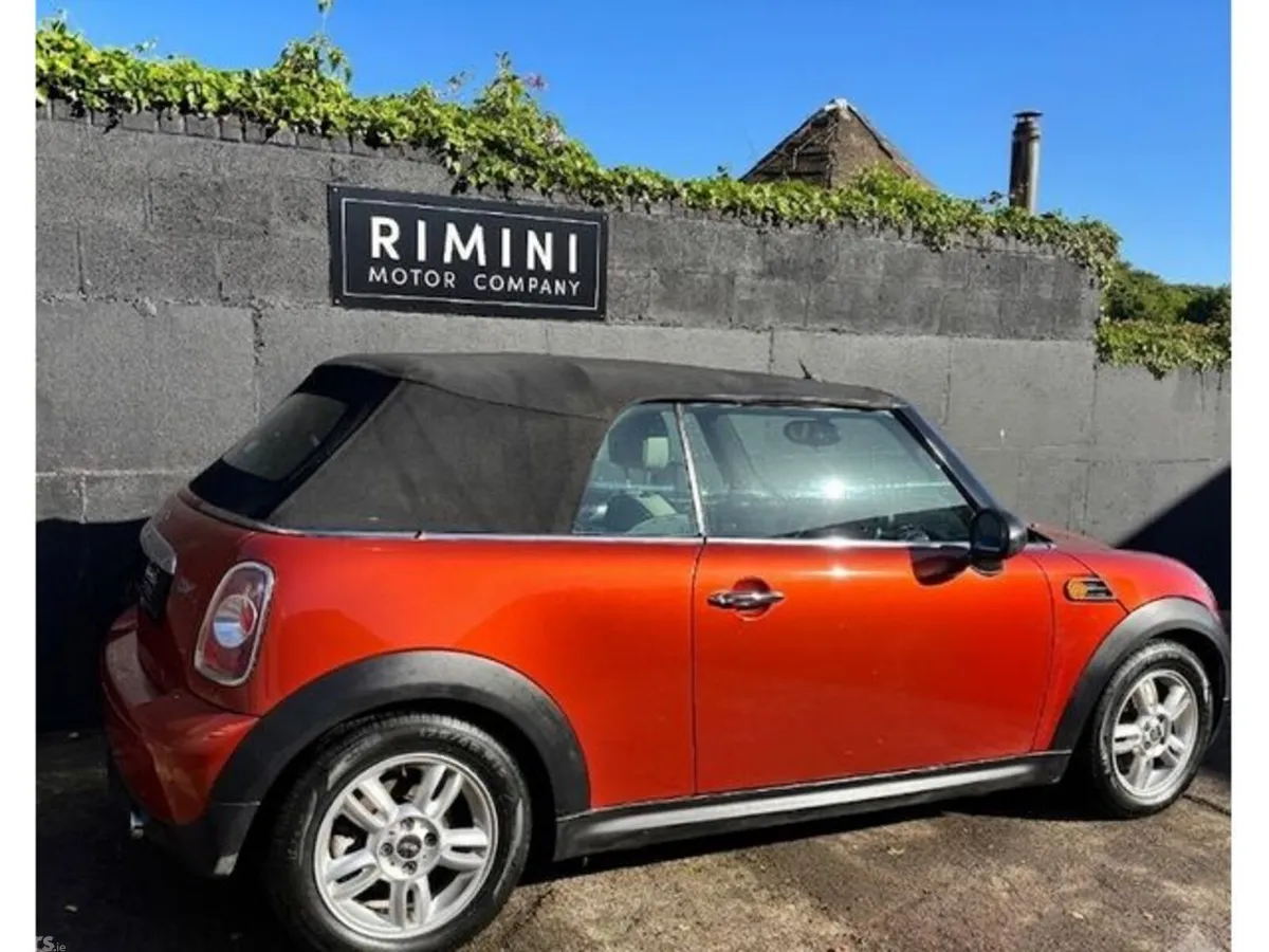 Mini Cooper Convertible, Petrol, 2012, Orange