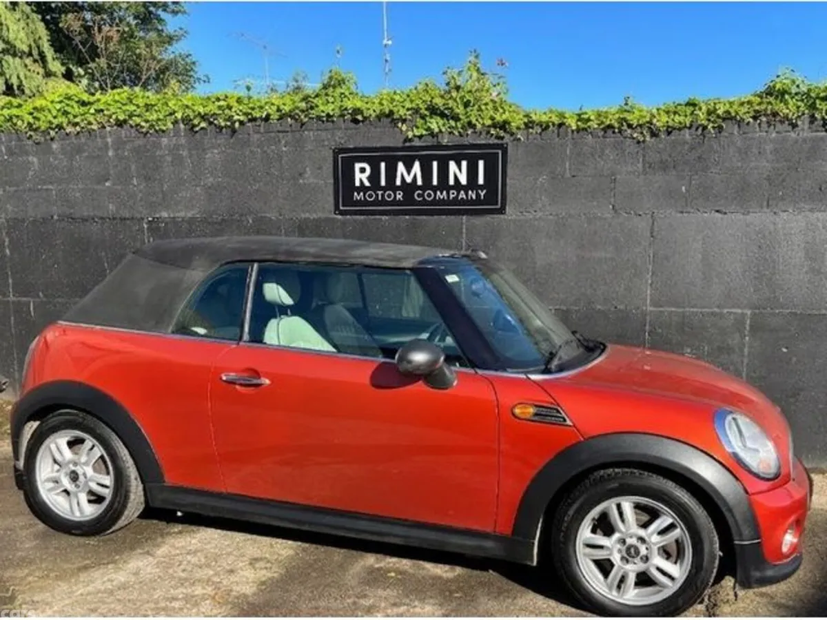 Mini Cooper Convertible, Petrol, 2012, Orange