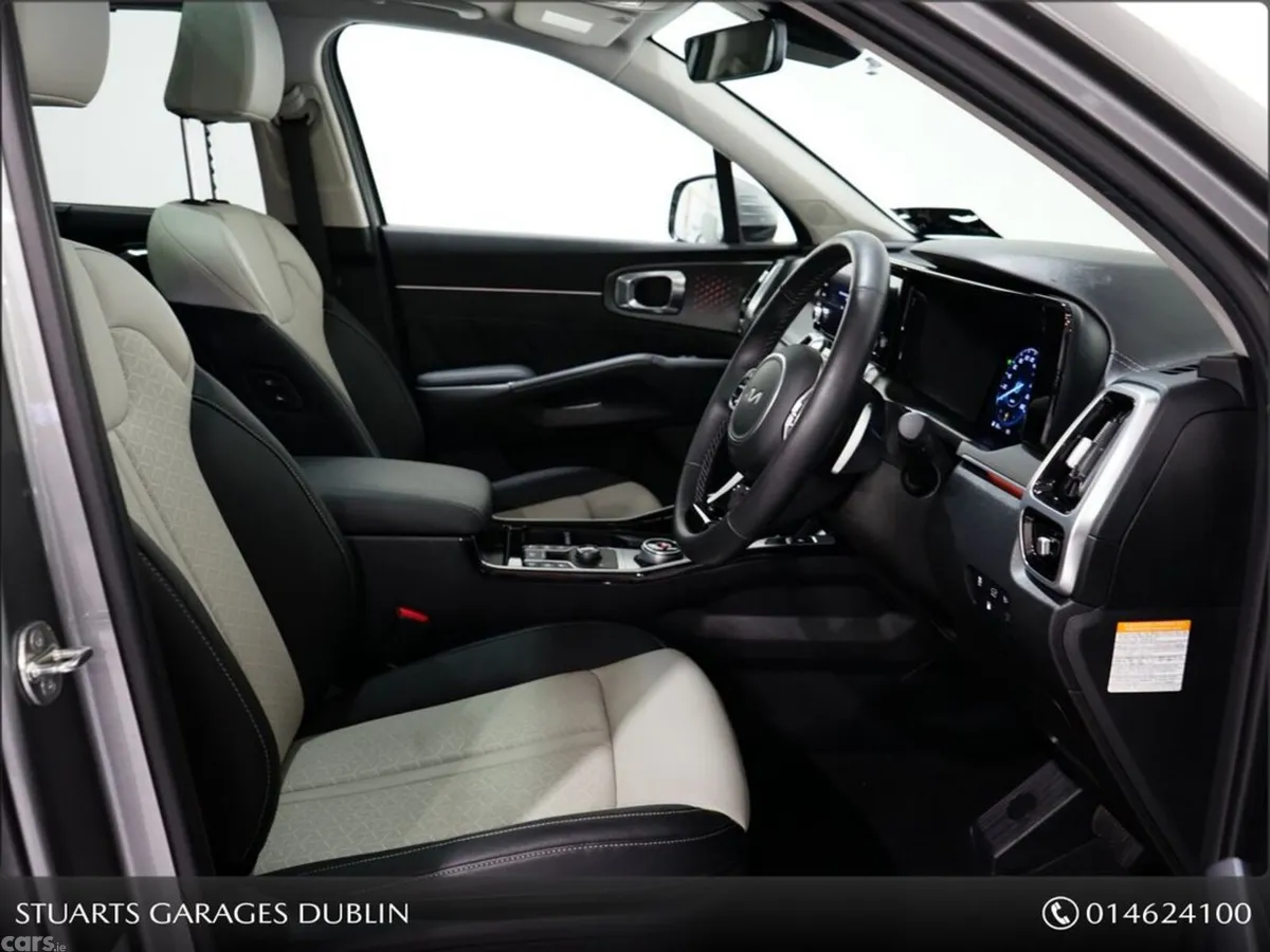 Kia Sorento MPV, Diesel, 2024, Grey