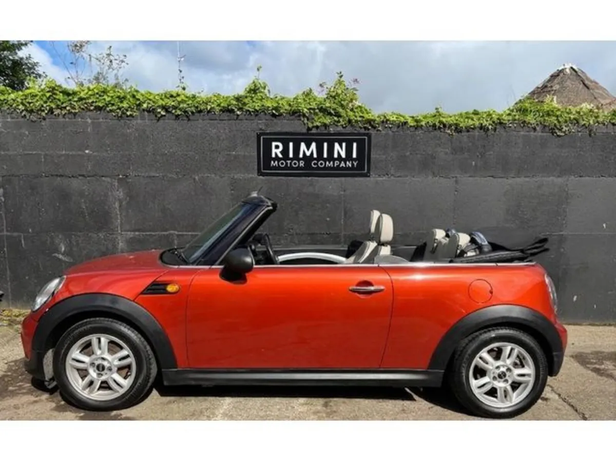 Mini Cooper Convertible, Petrol, 2012, Orange