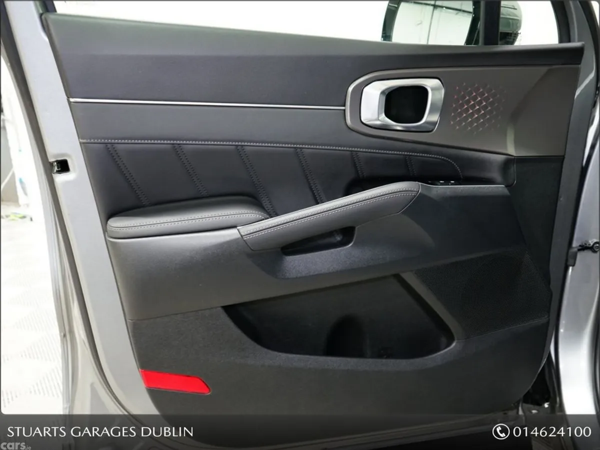 Kia Sorento MPV, Diesel, 2024, Grey