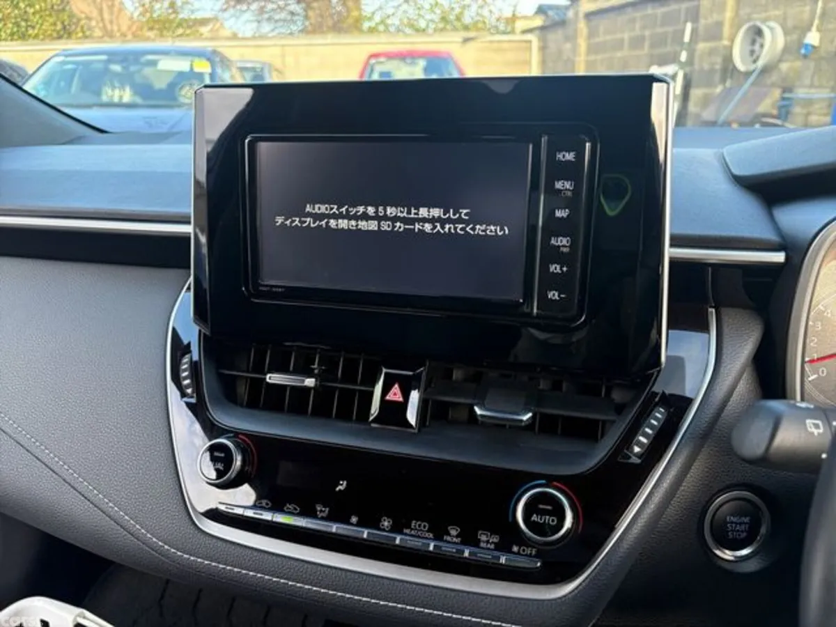 Toyota Corolla Hatchback, Petrol, 2018, Black