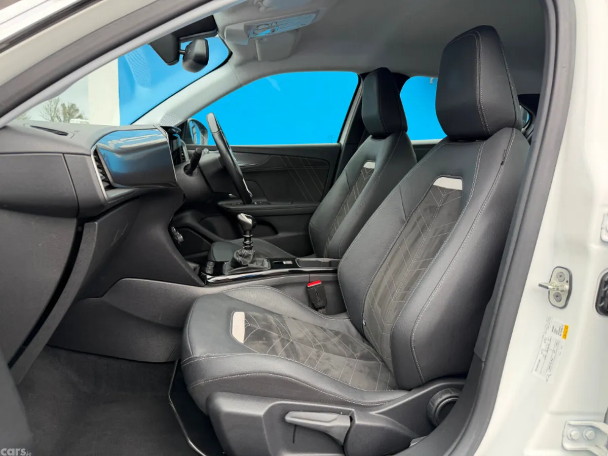 Opel Mokka MPV, Diesel, 2023, White