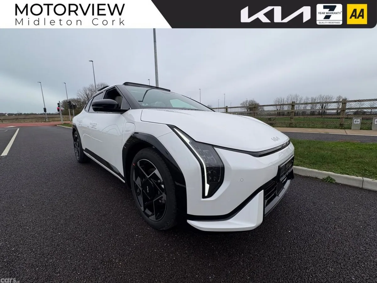 Kia EV4 Saloon, Electric, 2027, White