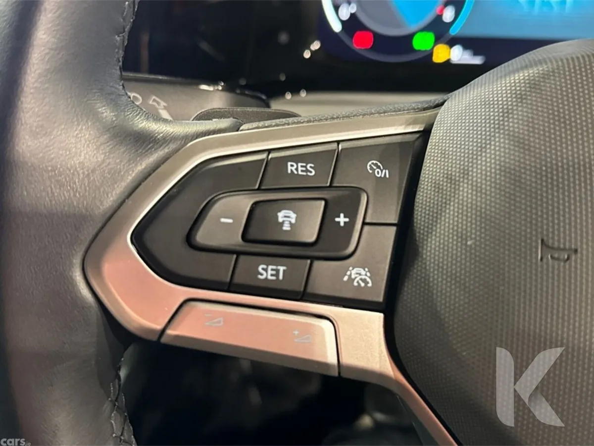 Volkswagen Golf Hatchback, Petrol Hybrid, 2023, Red