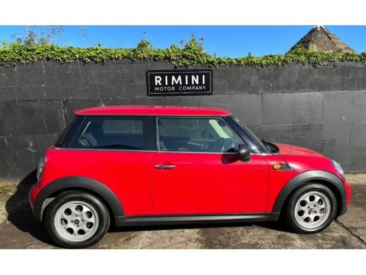 Mini Cooper Hatchback, Petrol, 2012, Red