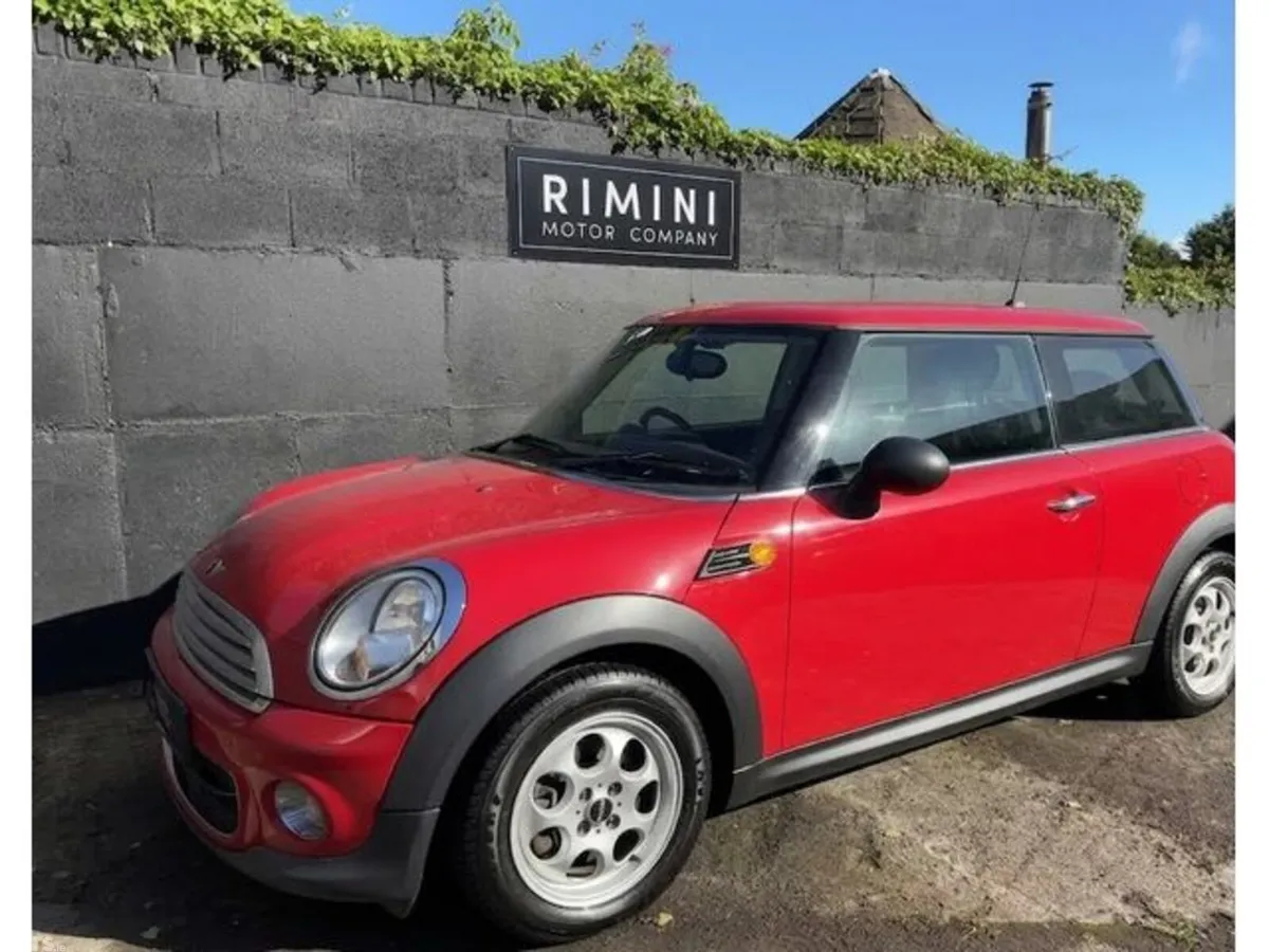 Mini Cooper Hatchback, Petrol, 2012, Red