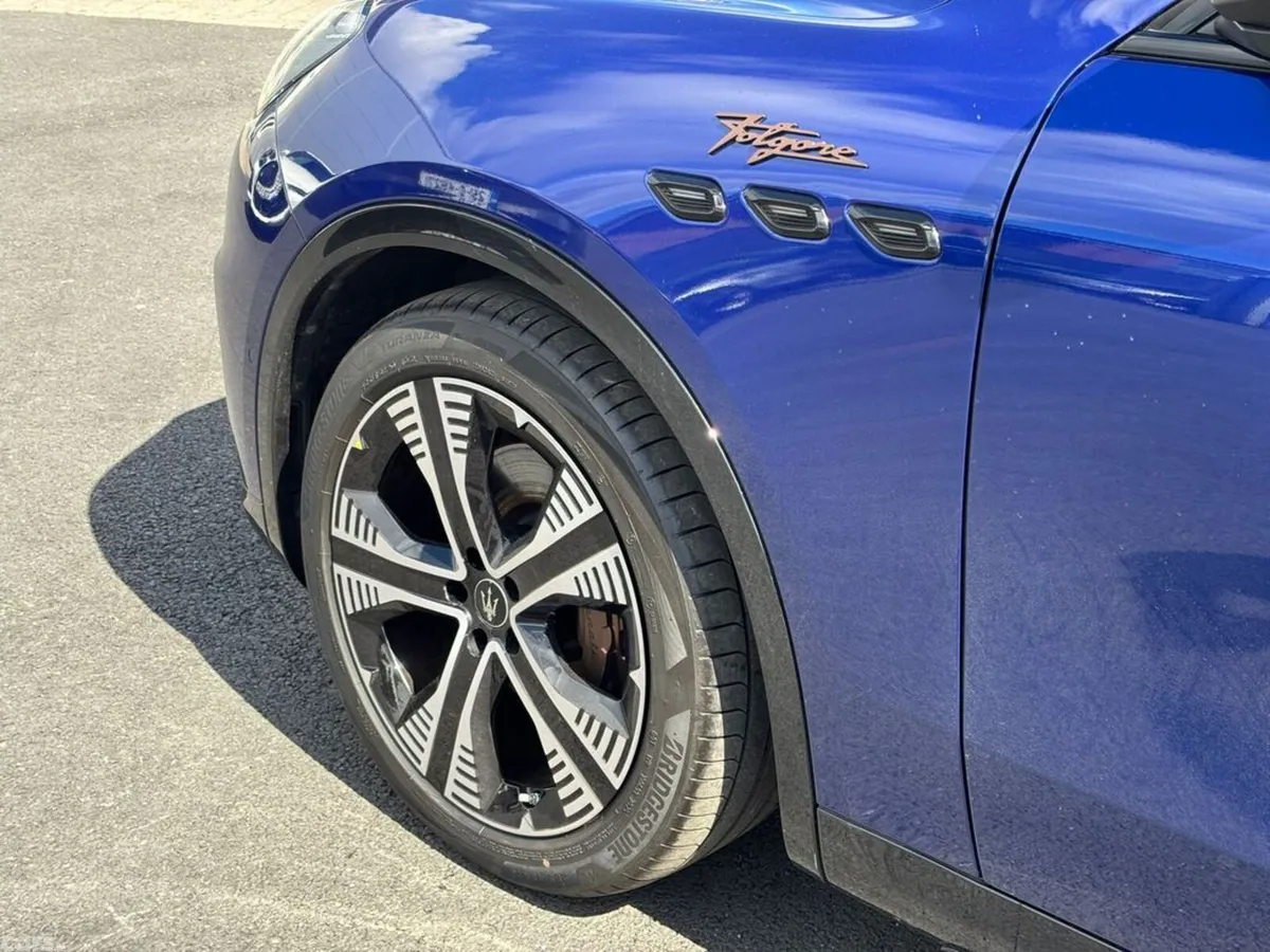Maserati Other Estate, Electric, 2024, Blue