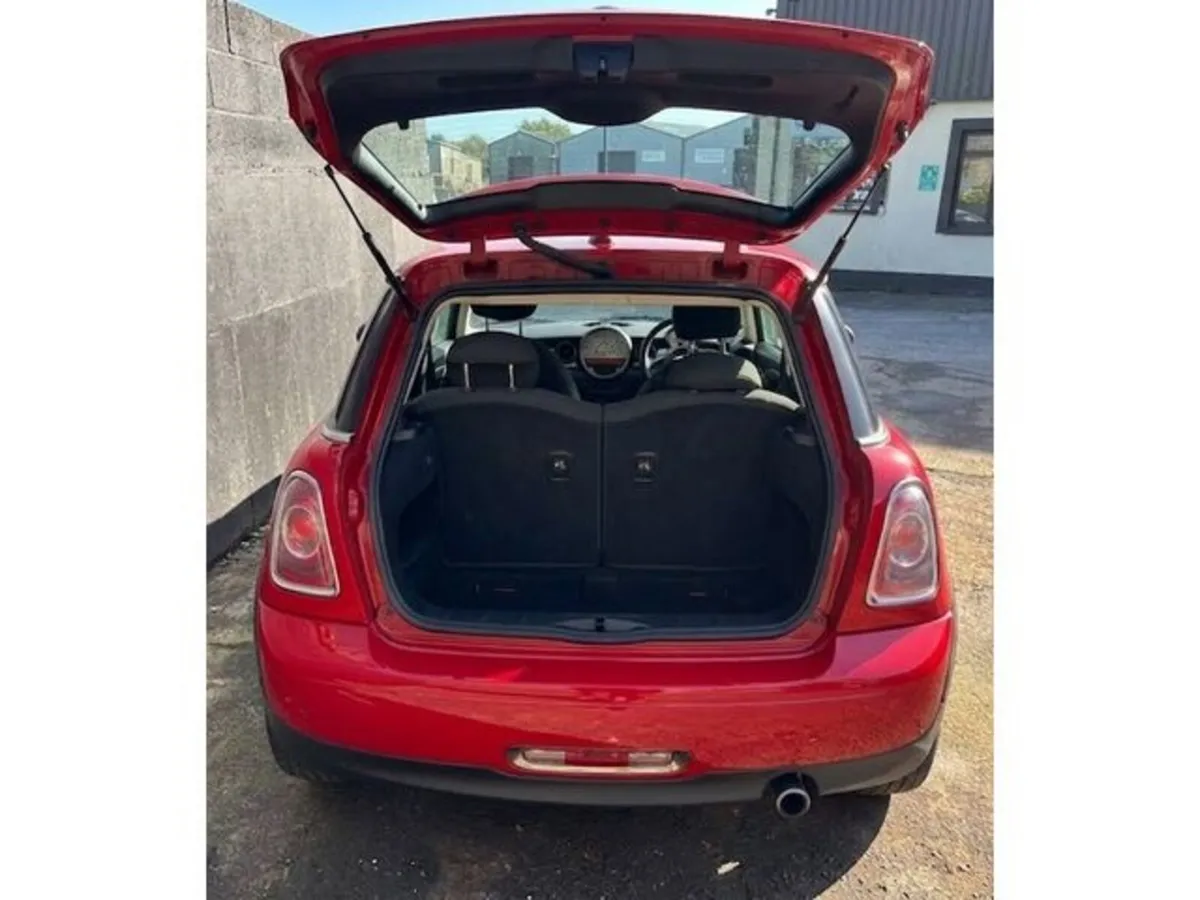 Mini Cooper Hatchback, Petrol, 2012, Red