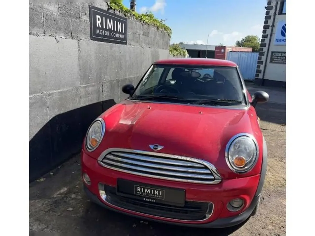 Mini Cooper Hatchback, Petrol, 2012, Red