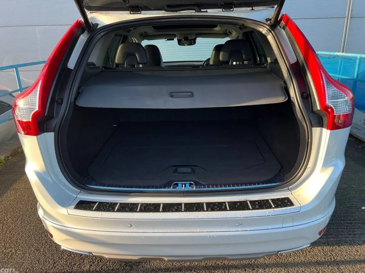 Volvo XC60 SUV, Diesel, 2017, White