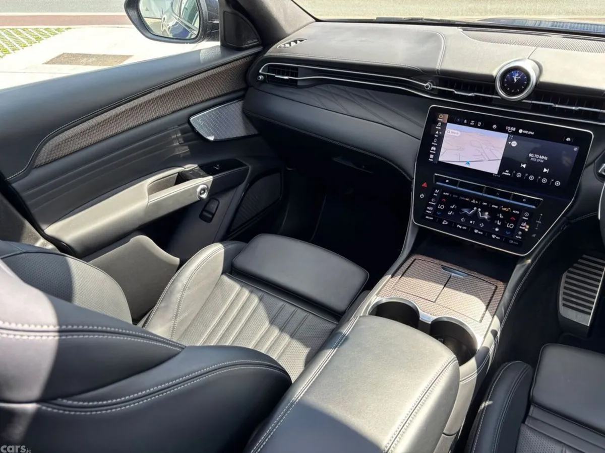 Maserati Other Estate, Electric, 2024, Blue